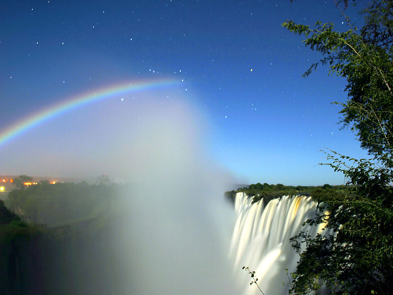 1-what-is-the-moonbow-at-the-victoria-falls
